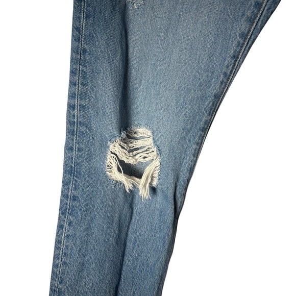 Levi’s Women 501 Button Fly Distressed Denim Jeans- Size 28 - Picture 3 of 8